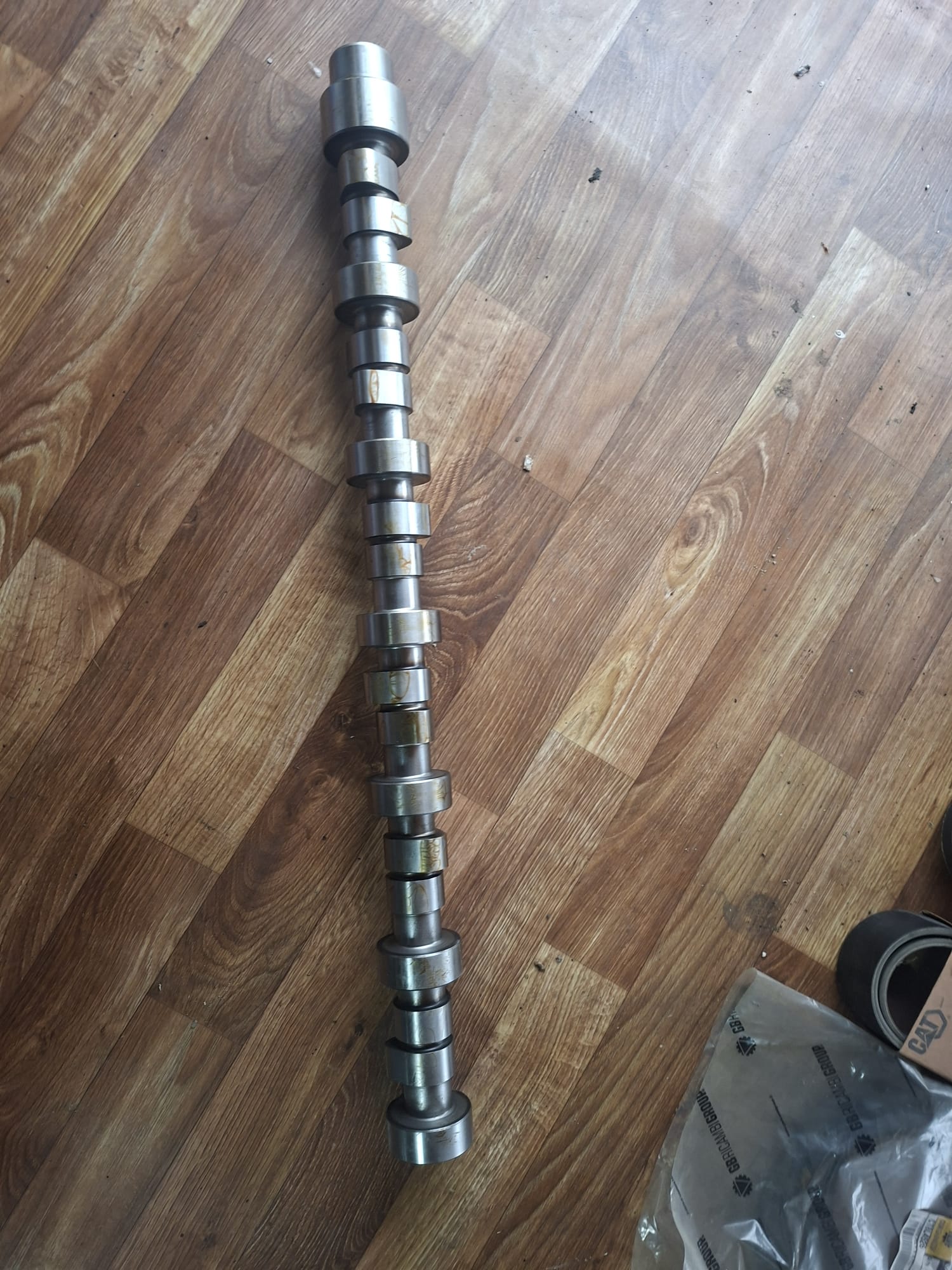 Bregasta osovina caterpillar 2167921 za motor cat 3116,3126