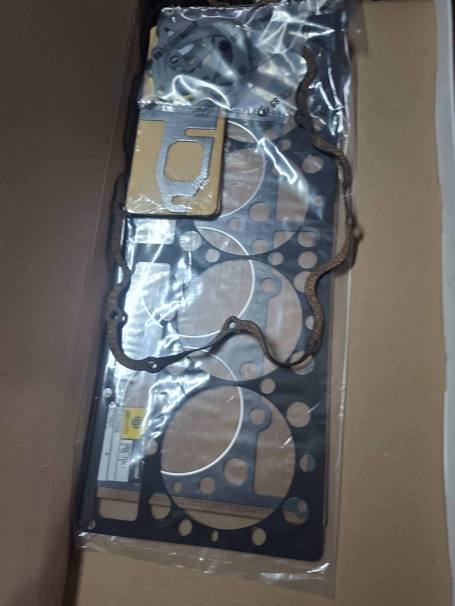 Brtve za glavu caterpillar 3304di .6v2523