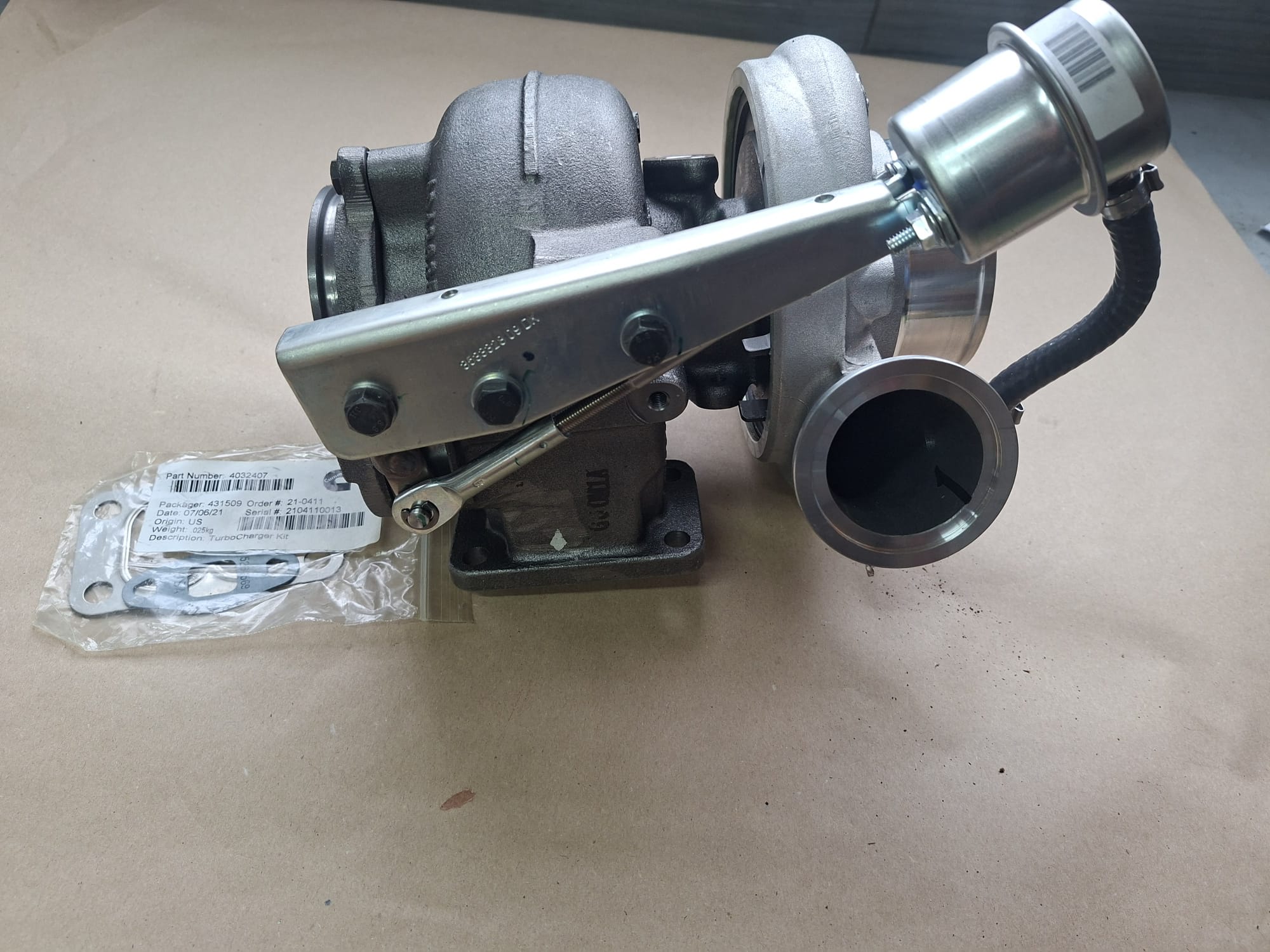 Turbo holset novi za komatsu 6745818230
