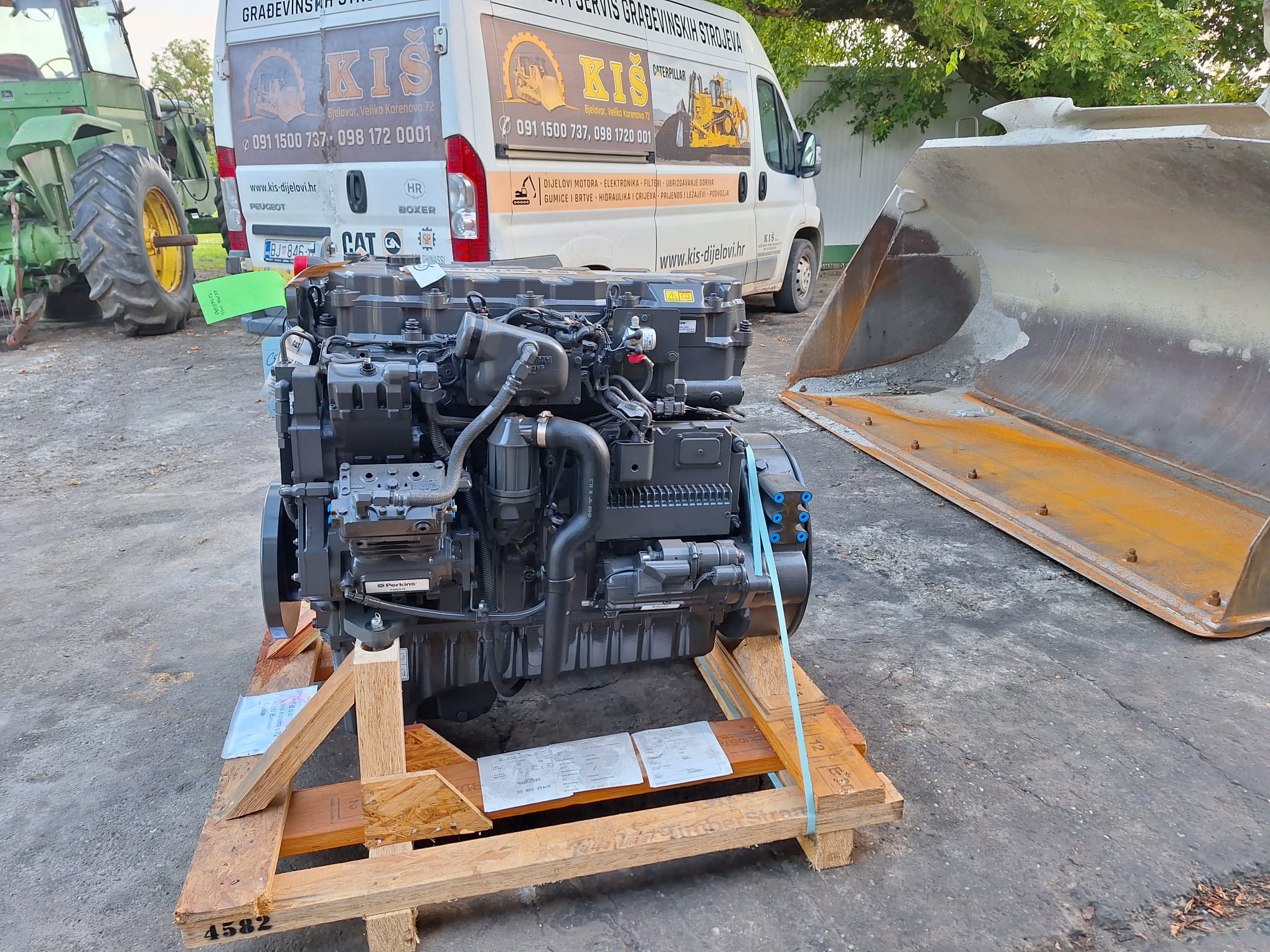 Caterpillar motor C9 novi